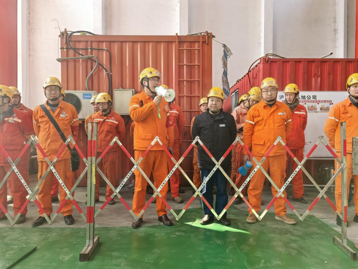 弘旭公司開展有限空間事故救援應急演練(圖1)